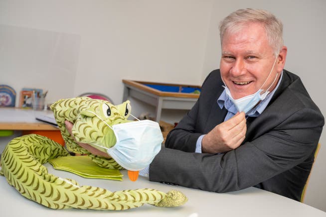 Michael Watson, Leiter Zentrales Ambulatorium und Leitender Arzt der Klinik für Kinder- und Jugendpsychiatrie und Psychotherapie der Psychiatrischen Dienste Aargau (PDAG).